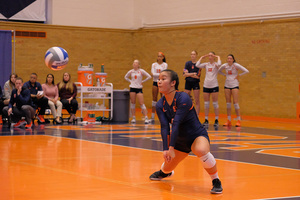 Aliah Bowllan had six digs per set in the Orange's straight-set win. 