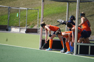 Syracuse scored the game-tying goal on a penalty corner with no time left to force overtime. But North Carolina struck back with a game-winning penalty corner.